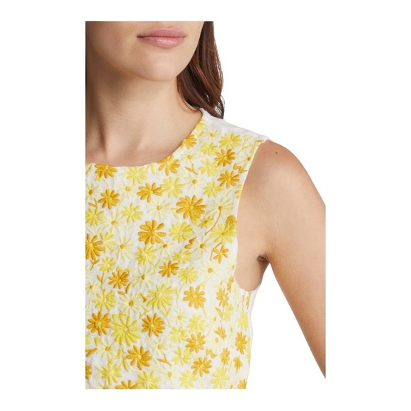 & Other Stories Embroidered Floral Linen & Cotton Crop Top - Picture 4 of 10